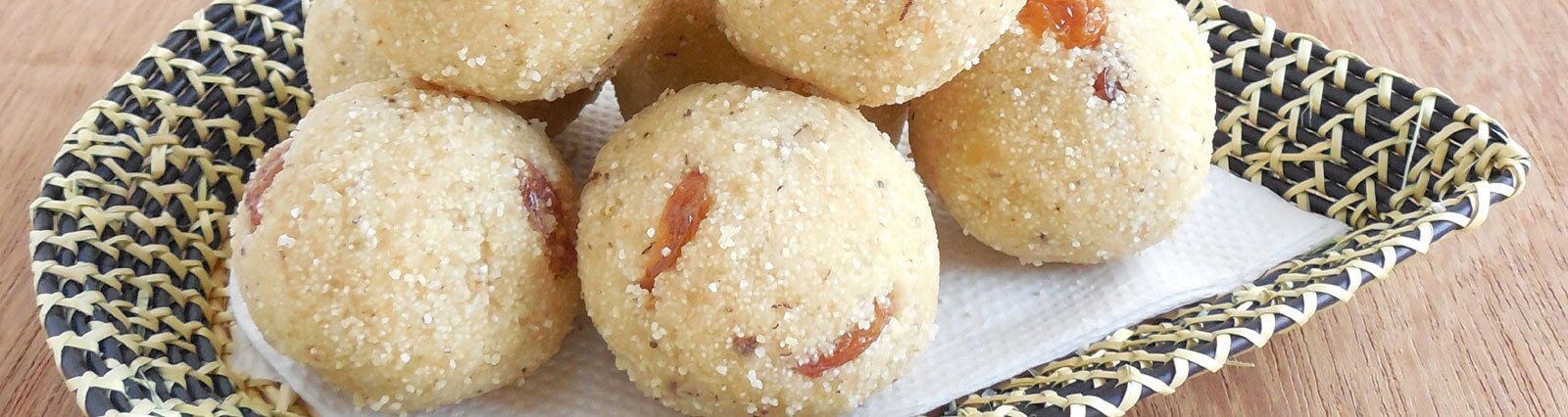 Sooji Ladoo