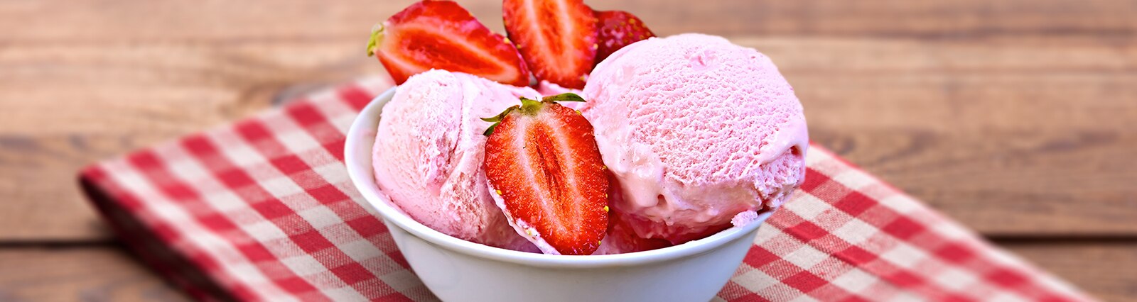 How To Make Strawberry Ice Cream