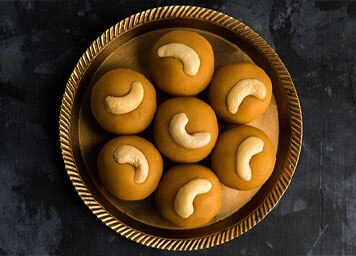 Besan Ladoo