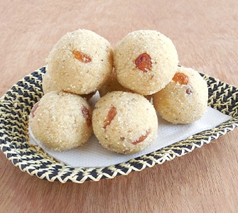 https://www.milkmaid.in/sites/default/files/2023-05/Sooji-Ladoo-335x300.jpg