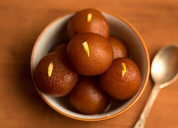 Gulab Jamun 
