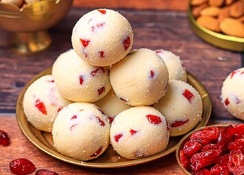 Cranberry Malai Laddu 