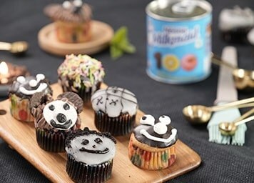 Eggless Chocolate Vanilla Cupcakes