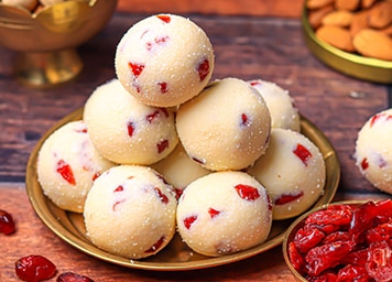 Cranberry Malai Laddu