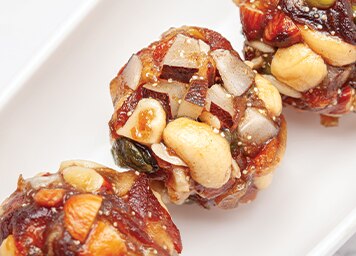 Dry Fruit Laddu